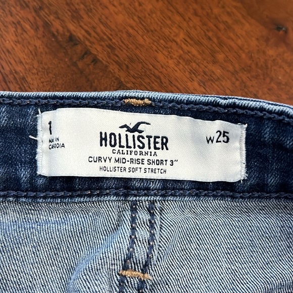 Hollister Shorts - Picture 3 of 3